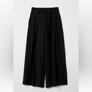 [BUNDLE 2/$15] H&M Wide Black Paper Pants